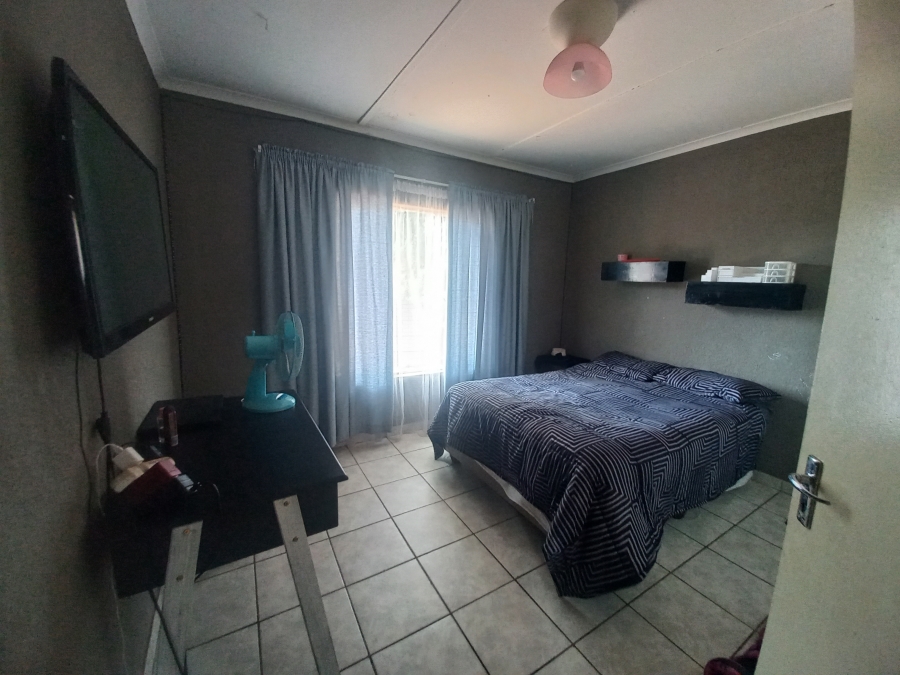 3 Bedroom Property for Sale in Safari Gardens North West